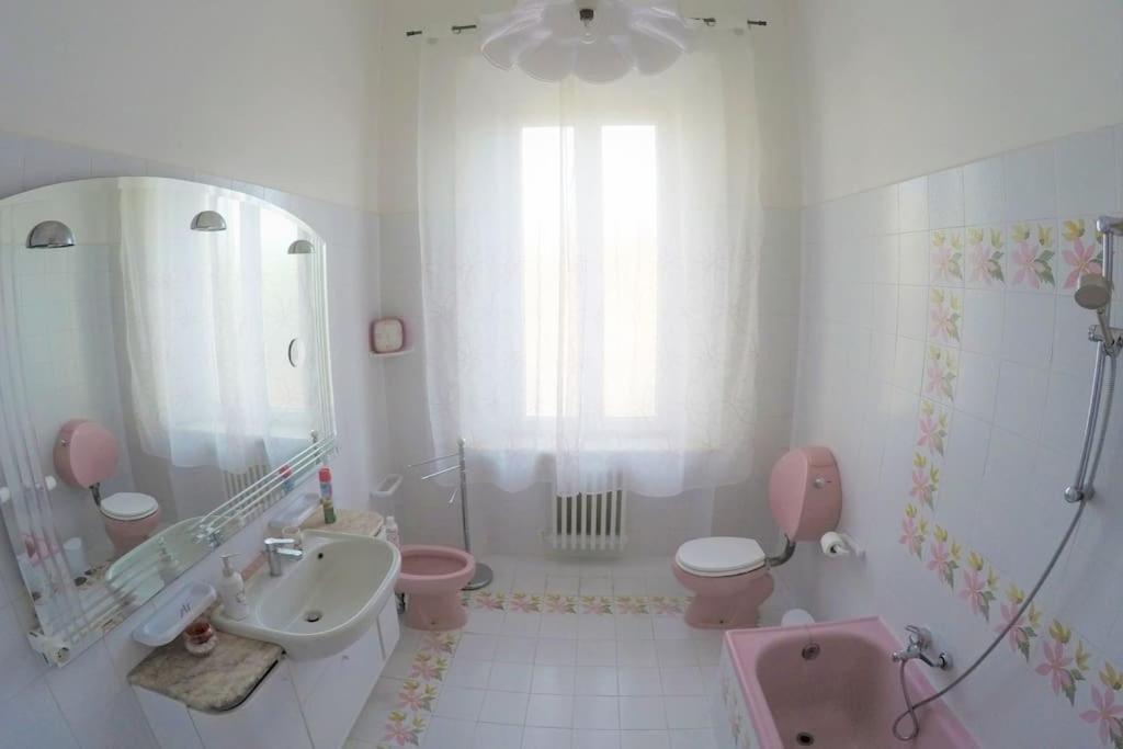 Gabry'S Home Three-Bedroom Big Apartment Near City Center & Train Station To Pisa And Florence & Ferries To Sardegna Corsica Livorno Dış mekan fotoğraf