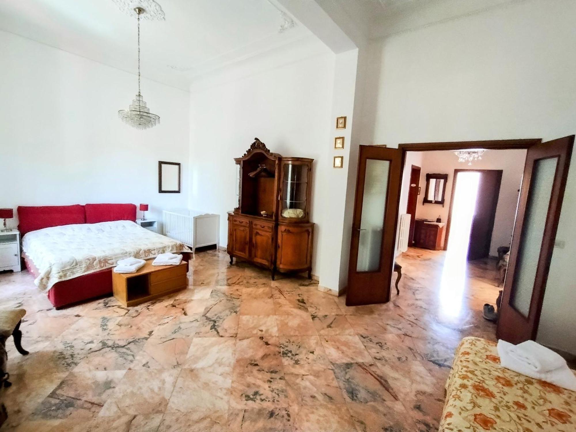 Gabry'S Home Three-Bedroom Big Apartment Near City Center & Train Station To Pisa And Florence & Ferries To Sardegna Corsica Livorno Dış mekan fotoğraf